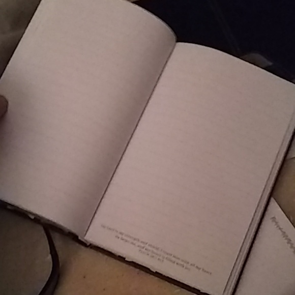 YOUR HEART GODS LOVE JOURNAL w/daily/page passages - Picture 3 of 7